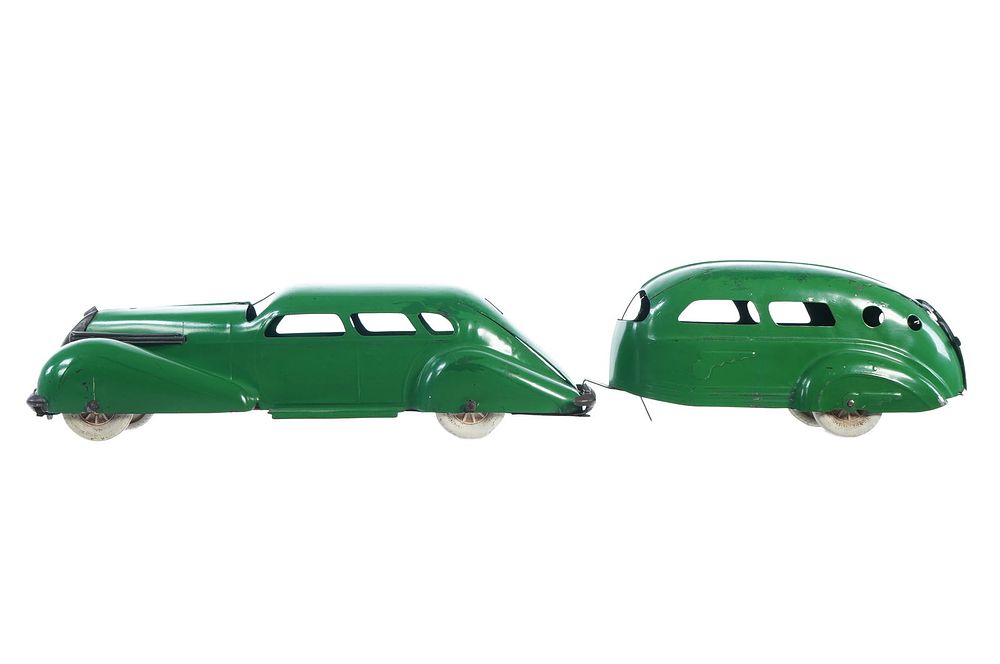 Lot 426: Wyandotte Pressed Steel Large LaSalle Cadillac and Trailer