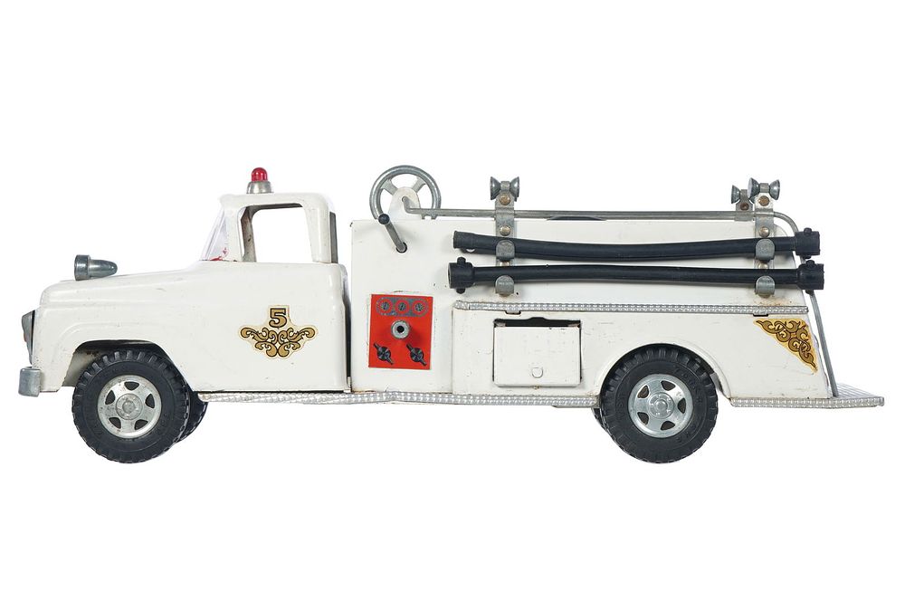 Lot 471: Rare White No. 5 Tonka Fire Engine