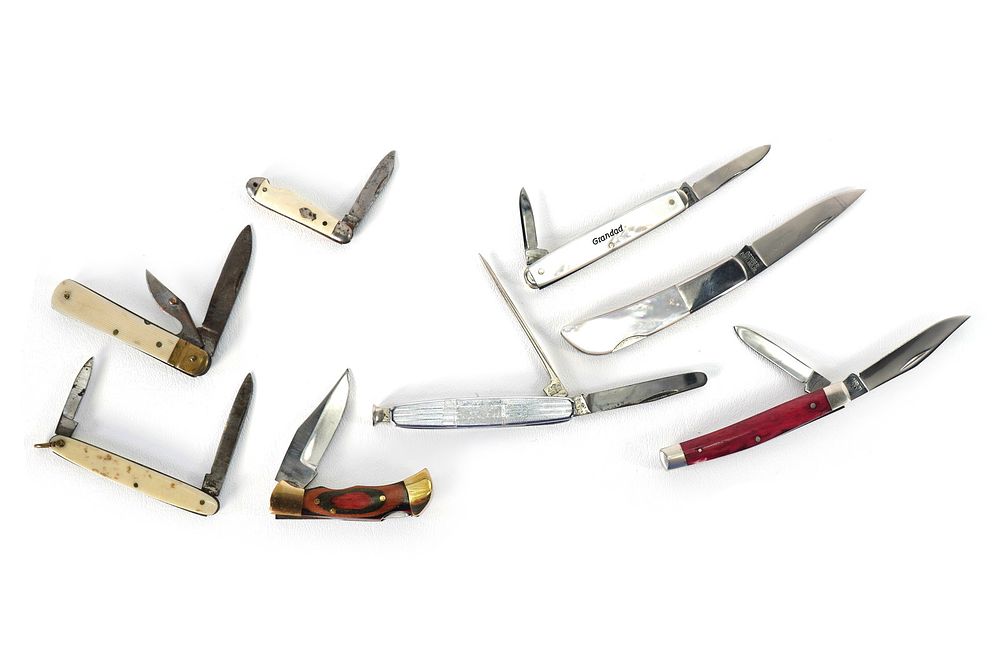 Lot 294: (8) Pocket Knives Richards/Grandad/Silver Knight/Imperial/Pioneer