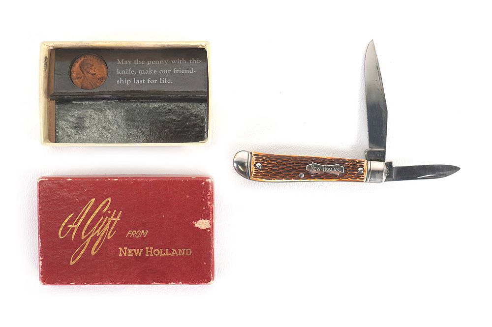 Lot 302: New Holland Pocket Knife