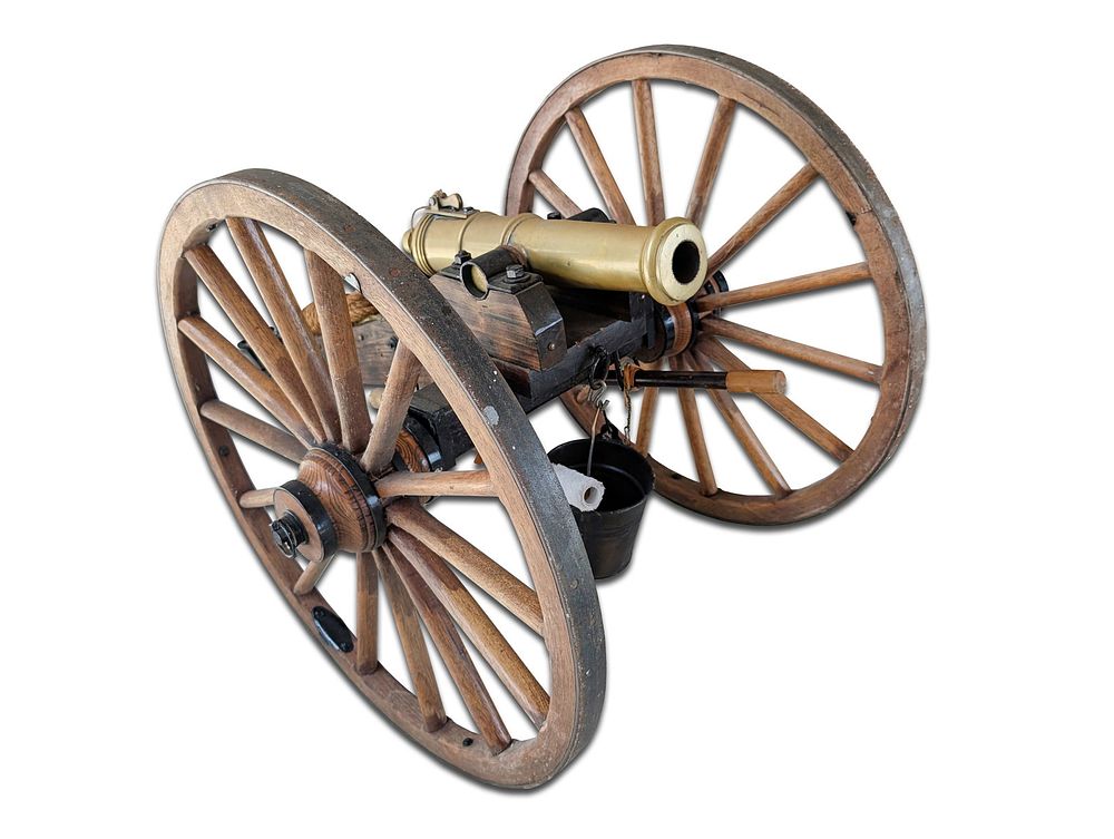 Lot 343: CSA 1861 Brass 44mm Cannon 20.5" Replica