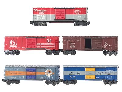 (5) Lionel Boxcars 6464 Assorted. A lot of five Lionel 6464 series boxcars including Eagle 