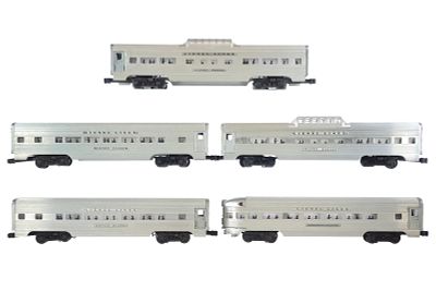 (5) Lionel Silver Train Set. A group of five Lionel silver passenger cars including Silver Cloud 