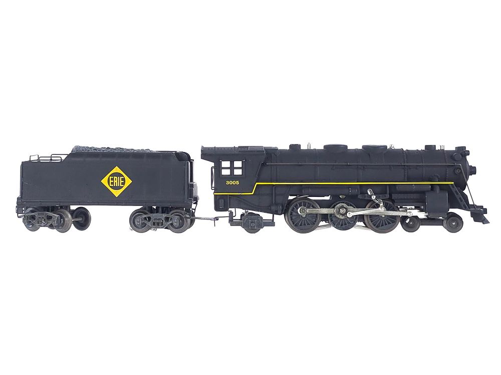 Lot 197: Lionel 3005 Engine with Tender