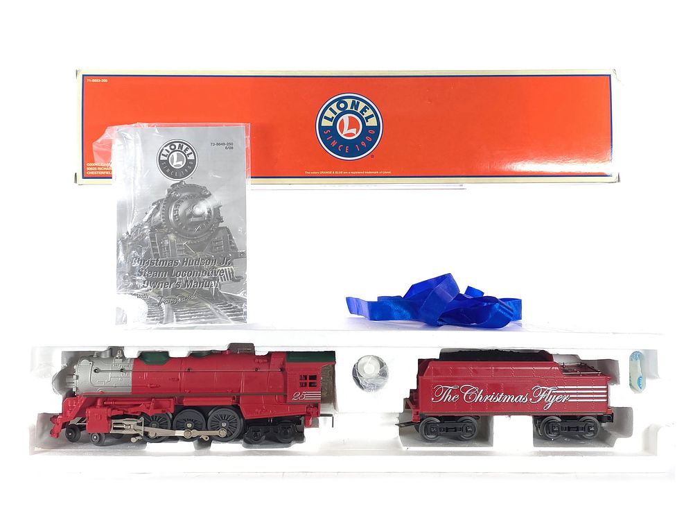 Lot 205: Lionel 6-38649 Christmas Hudson Jr Engine Boxed