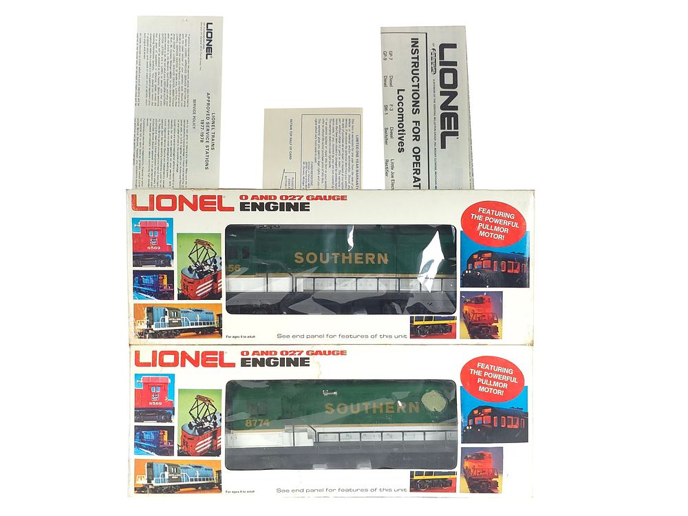 Lot 252: (2) Lionel Southern Engine Assorted Boxed