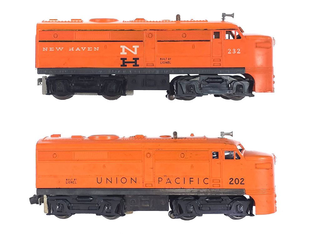 Lot 256: (2) Lionel New Haven & Union Pacific Orange Engines
