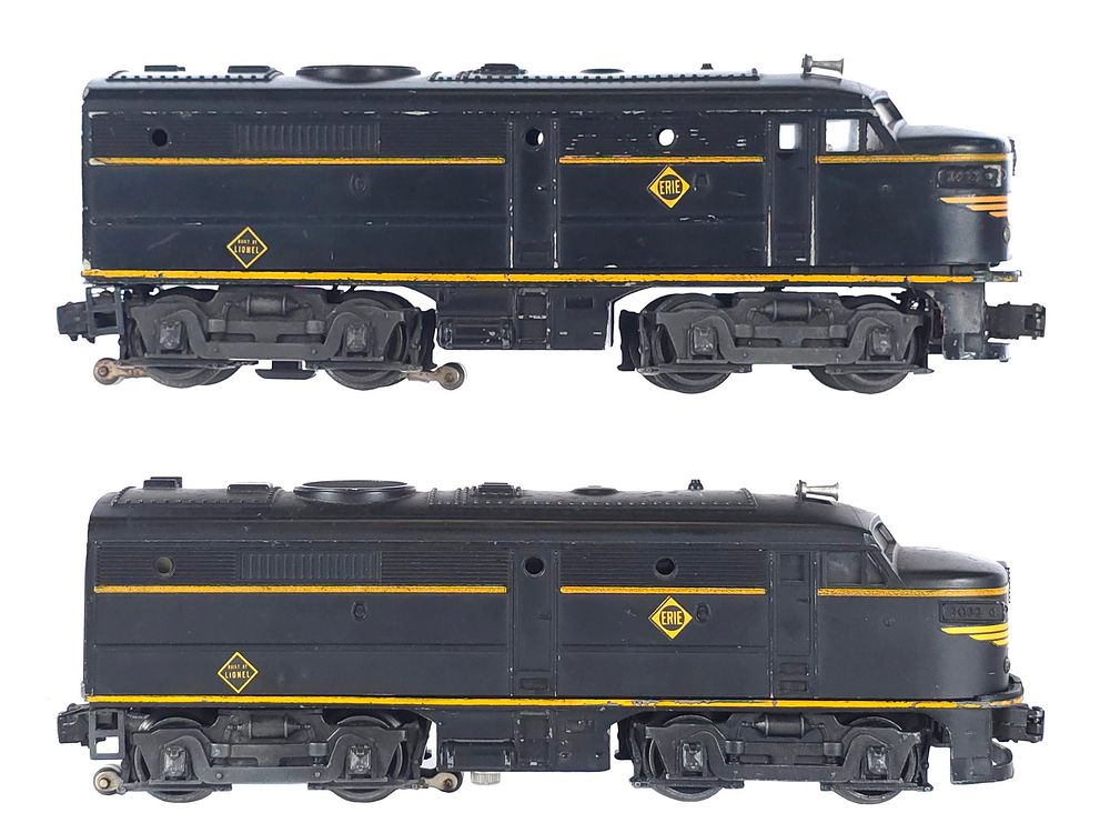 Lot 257: (2) Lionel Erie Black 2032 Engines