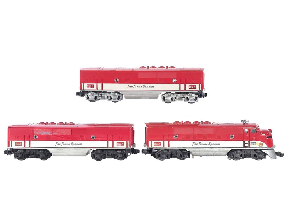 Lot 280: (3) Lionel Texas Special 2245 Engine & Dummy Cars F3 A/B