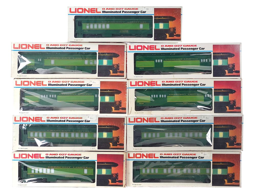 Lot 289: (9) Lionel Southern Crescent Limited Train Car Set Boxed