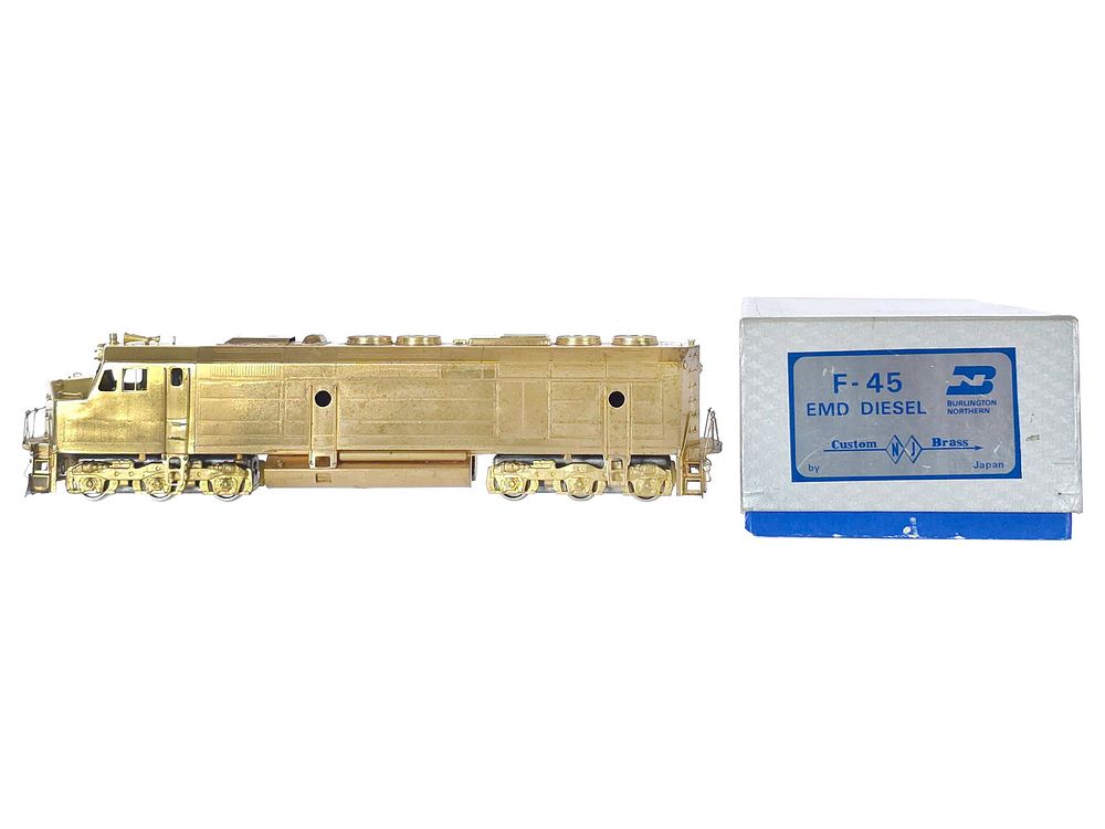 Lot 301: BRASS Burlington Northern F-45 EMD Diesel HO Scale