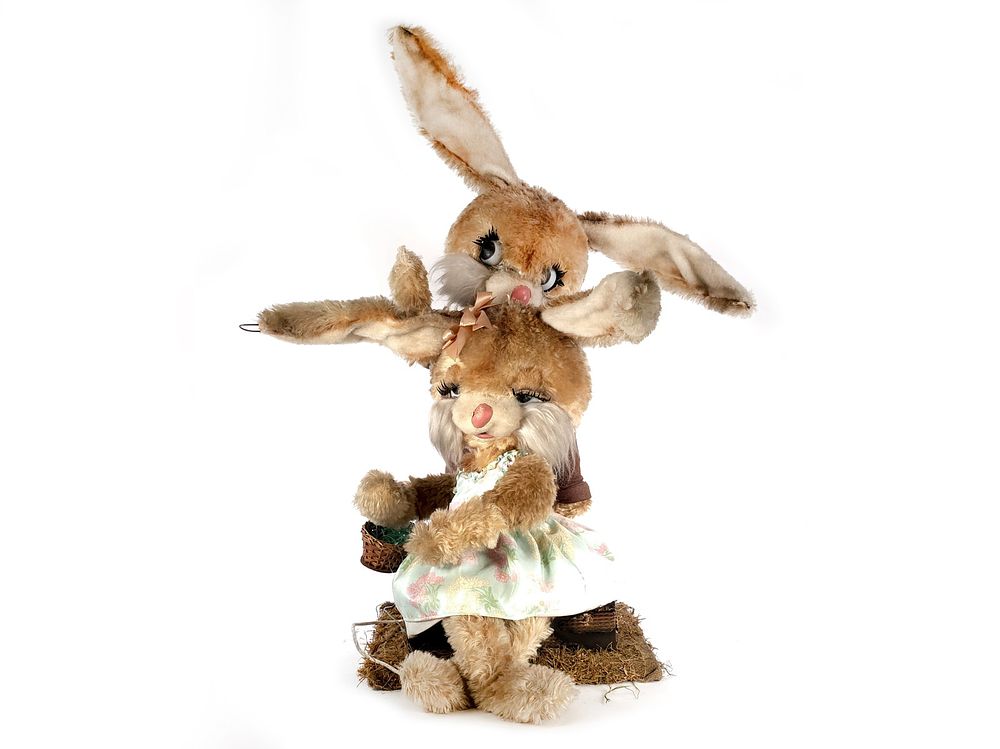 Lot 192: 1960s Heimotion Animatronic Easter Retail Store Display
