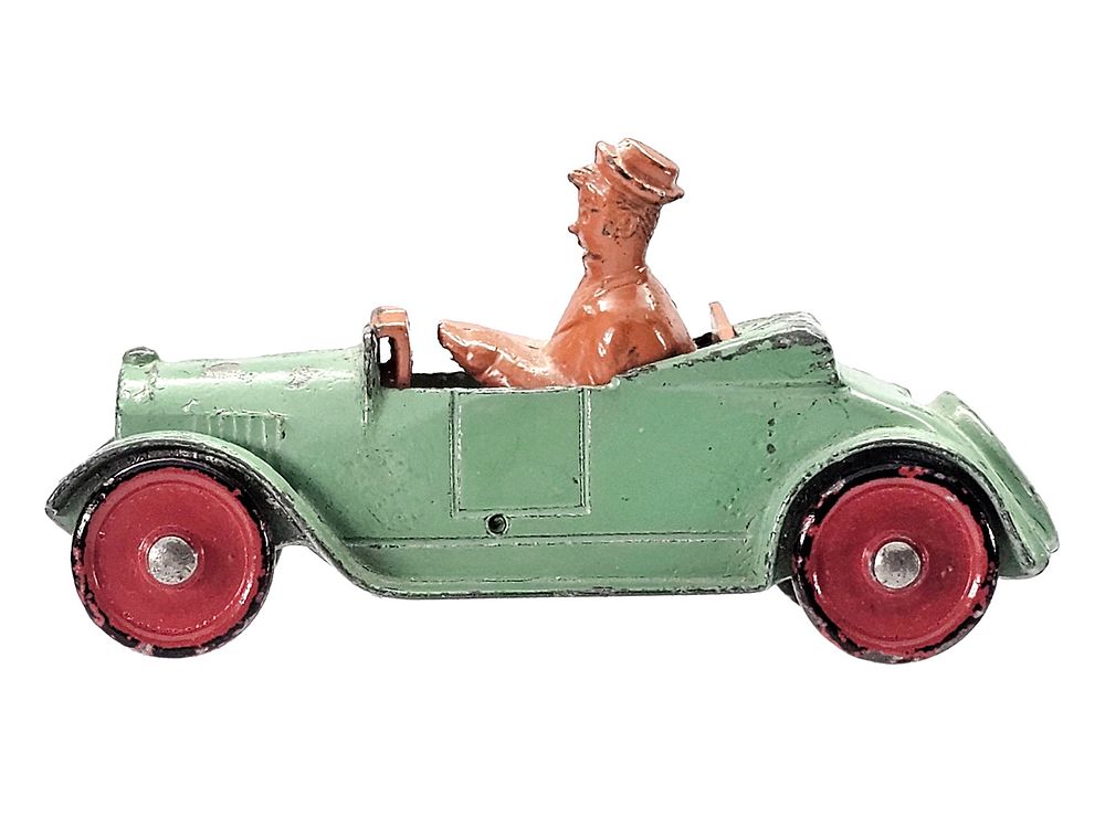 Lot 166: 1932-33 Tootsietoy Uncle Walt 5102X