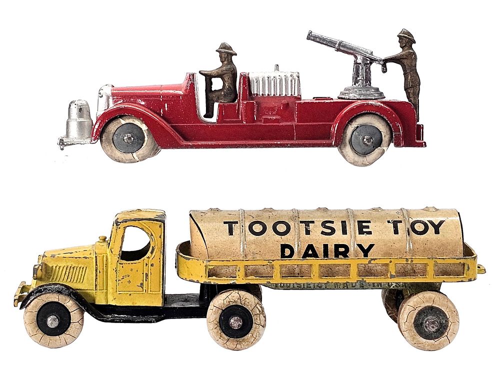 Lot 171: (2) 1930's Tootsietoy Milk Truck & Fire Engine Hose Car