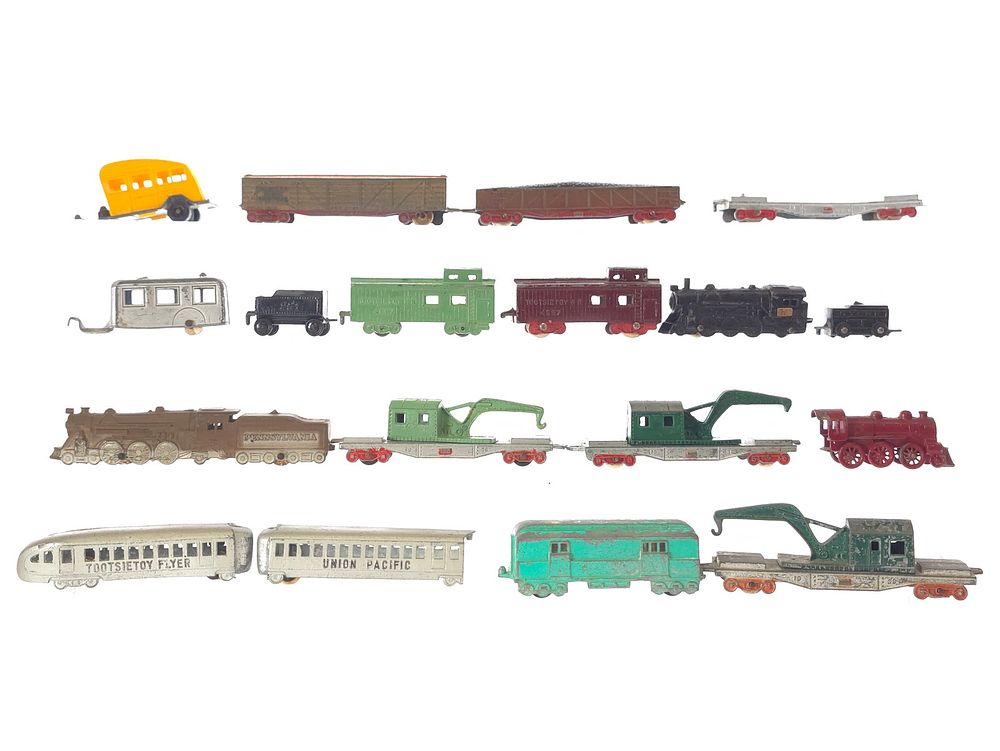 Lot 179D: Assorted Tootsietoy Diecast Trains