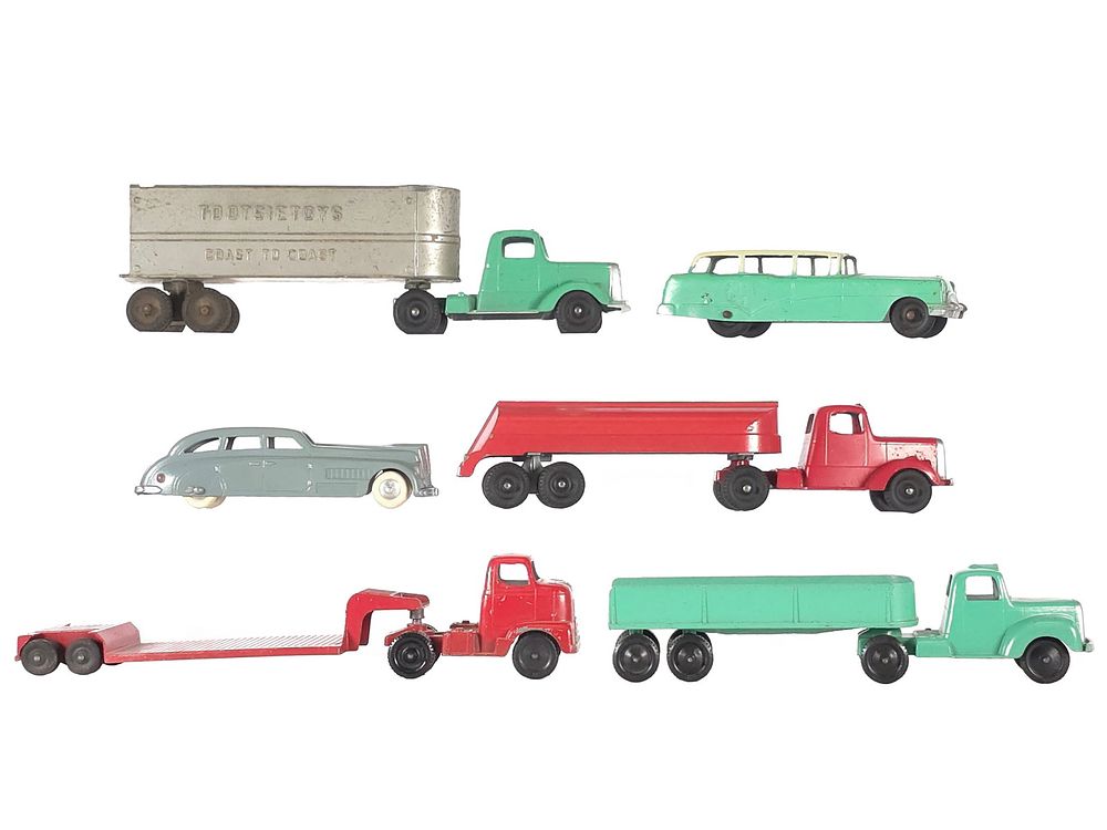 Lot 189: (6) Tootsietoy Diecast Delivery Trucks, Cars & Tankers