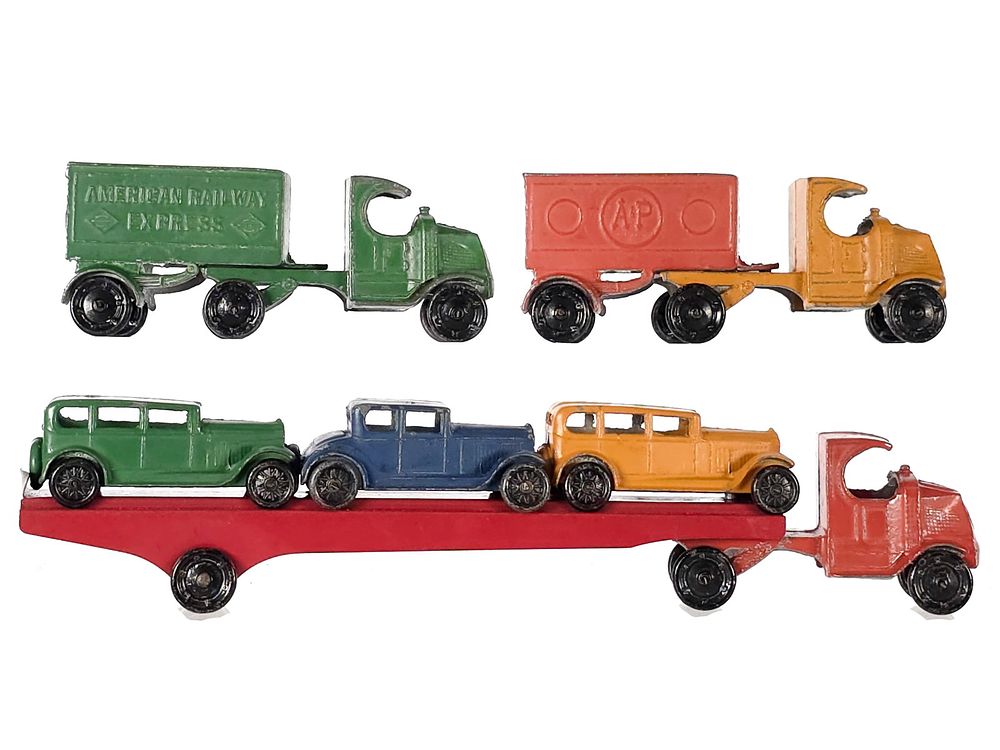Lot 192: (3) Tootsietoy Rare Mack Auto Transport & Trailers