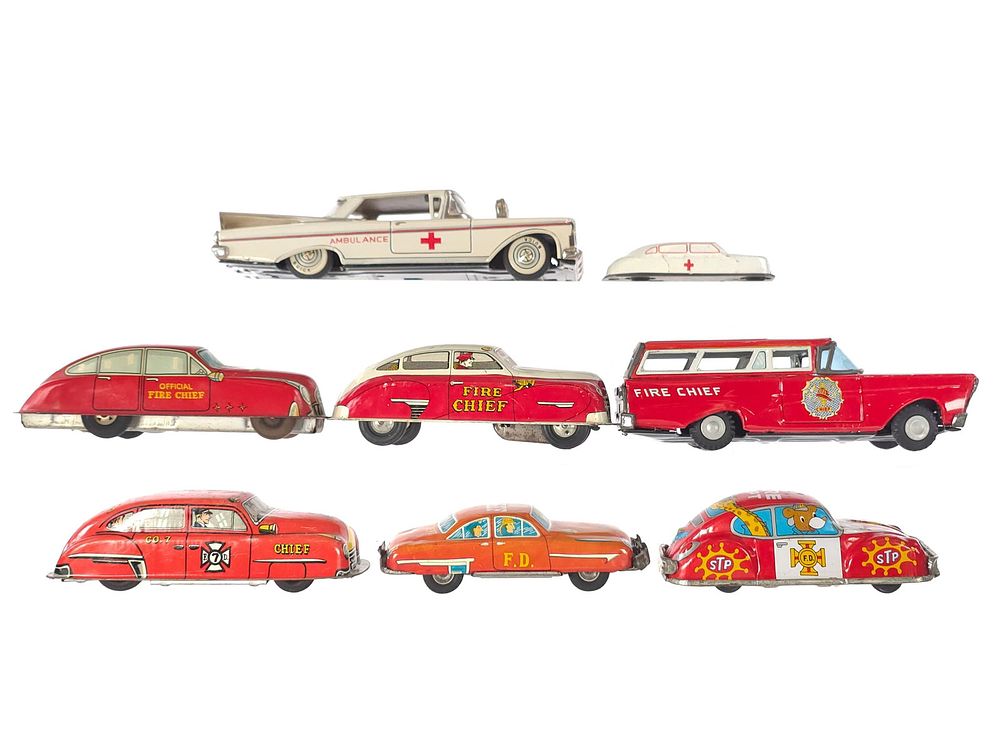 Lot 285: (8) Tin Litho Fire Chief Cars Assorted Lot