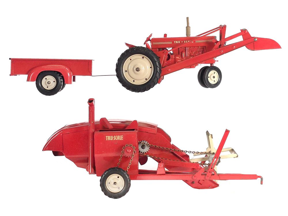 Lot 319: 1960s Tru Scale Tractor with Bucket, Combine & Wagon