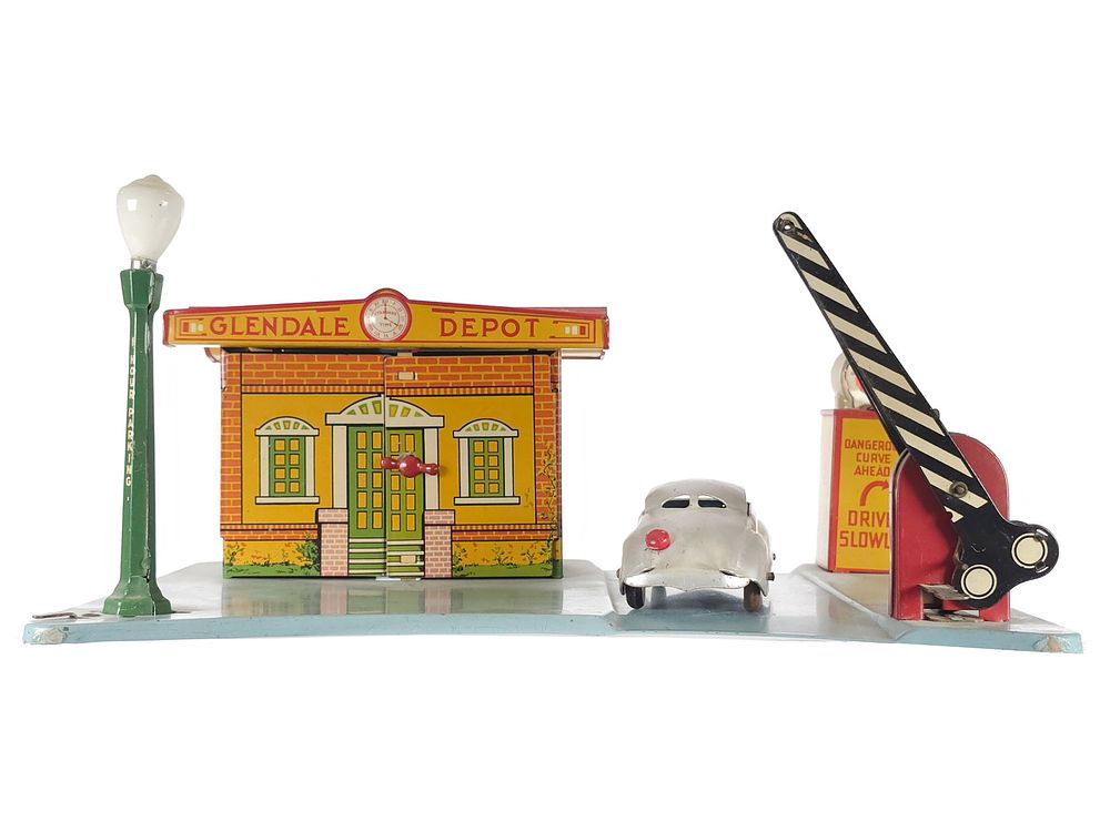 Lot 153: Marx Glendale Depot Electric Lighted Railroad Station with Car