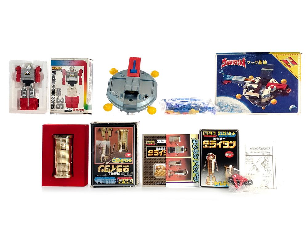 Lot 201: (5) Takatoku x Popy Chogokin Boxed Diecast Robots and Spaceship