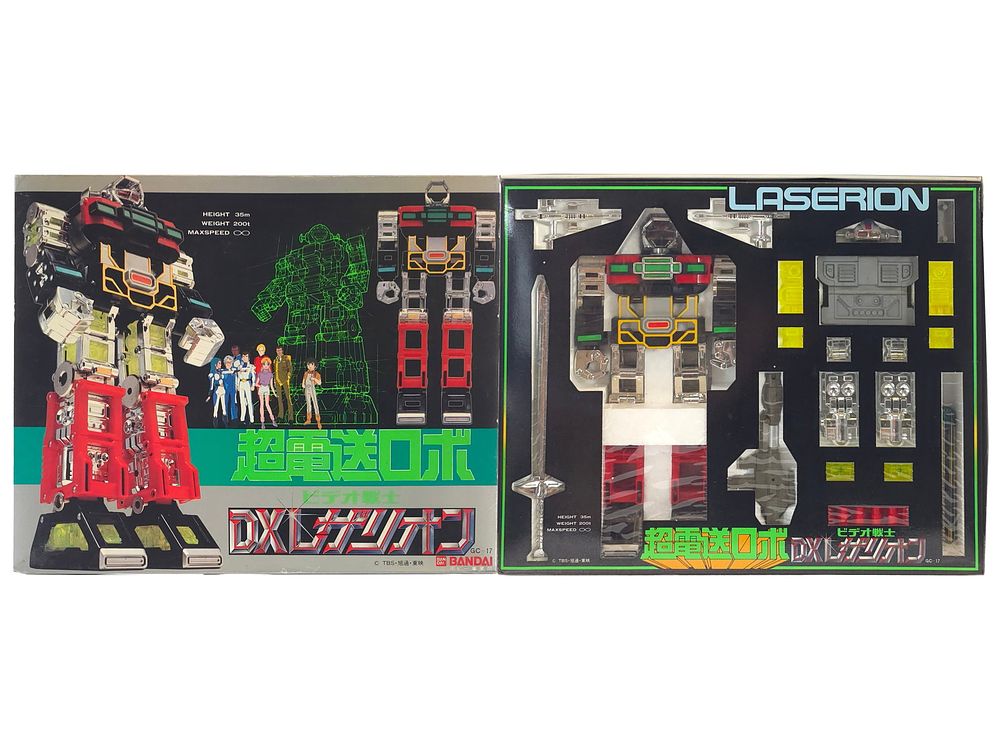Lot 222: Larger Deluxe Laserion Japanese Robot Boxed