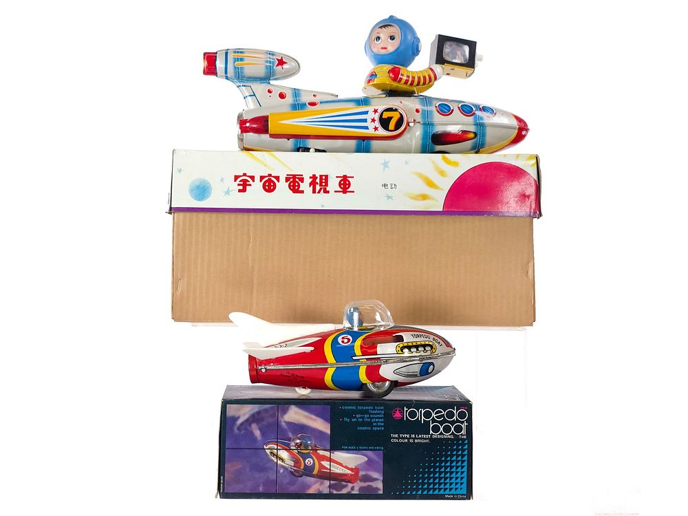 Lot 257: (2) Chinese #7 Spaceship and Torpedo Boat Boxed