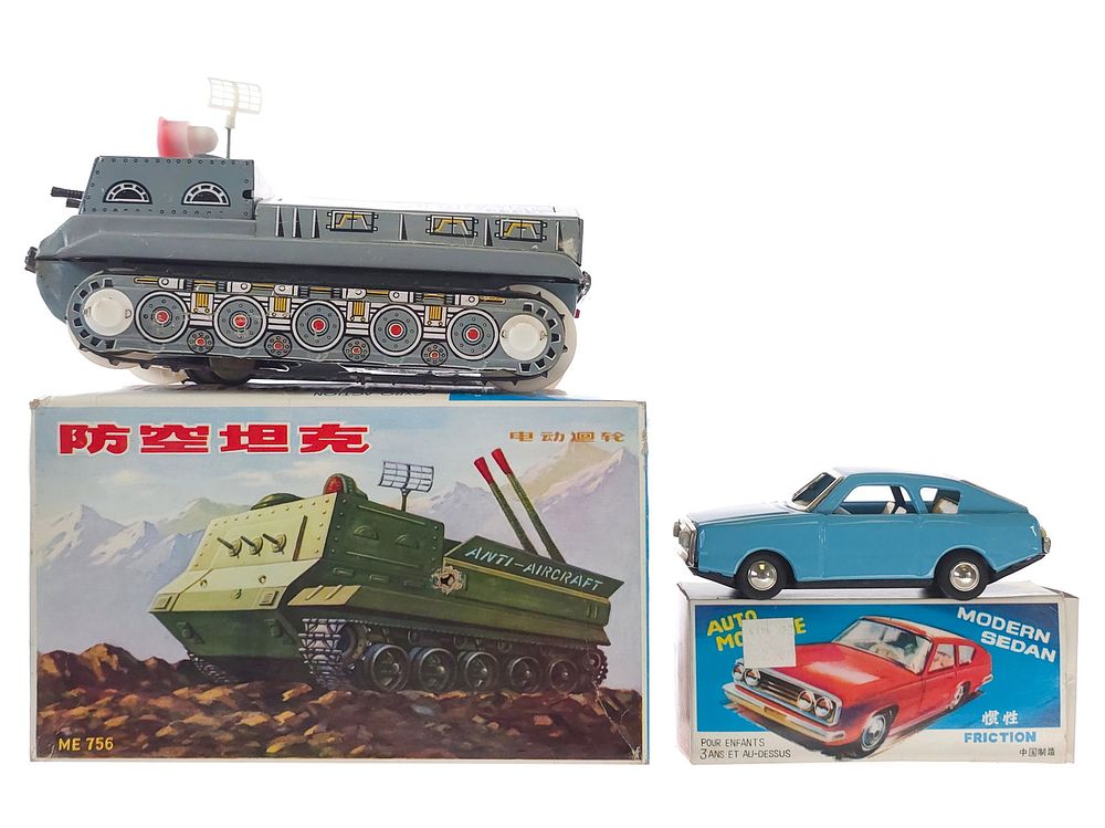 Lot 263: (2) B/O Red Army Tin Tank ME 756 & Tin Modern Sedan Boxed
