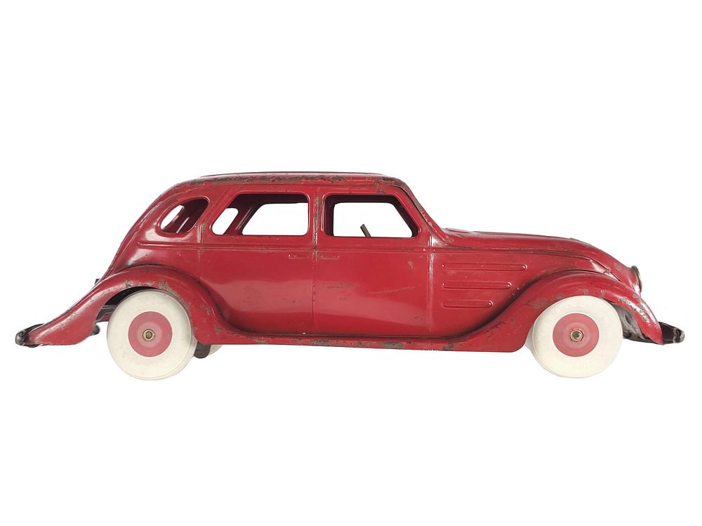 Lot 270: 1930s Kingsbury Pressed Steel Chrysler Airflow Sedan