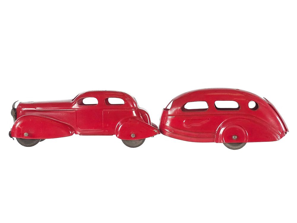 Lot 275: 1930s Wyandotte Pressed Steel Car & Airstream Camper Trailer