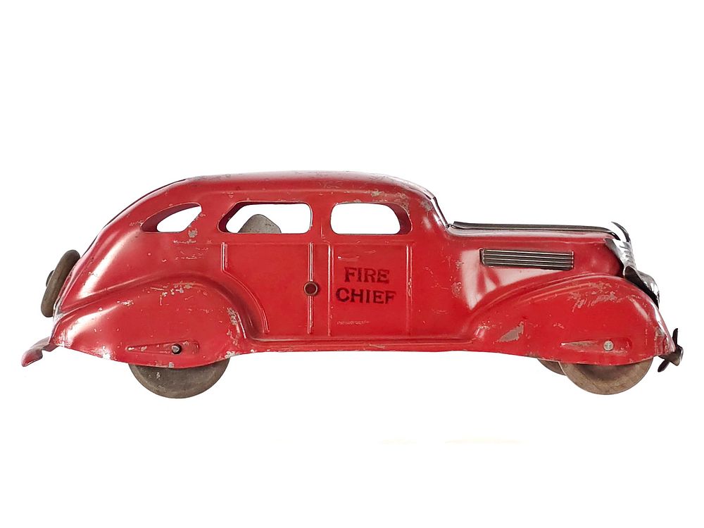 Lot 282: Marx Pressed Steel Fire Chief Pull Toy Car with Bell