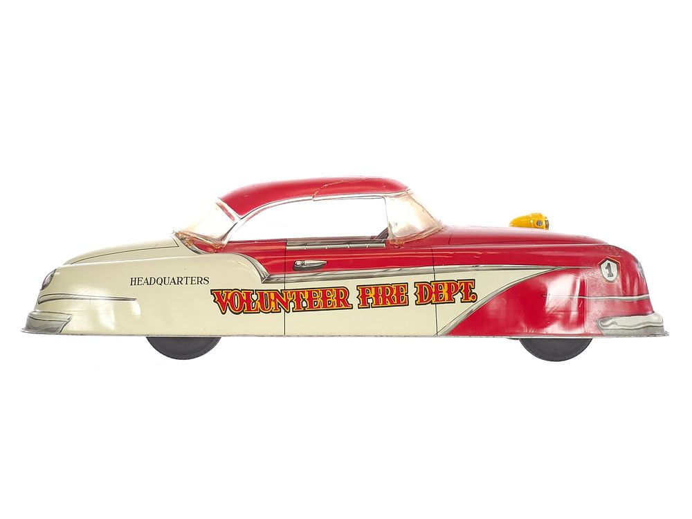 Lot 315: Marx Tin Litho Volunteer Fire Dept. Fire Chief Car