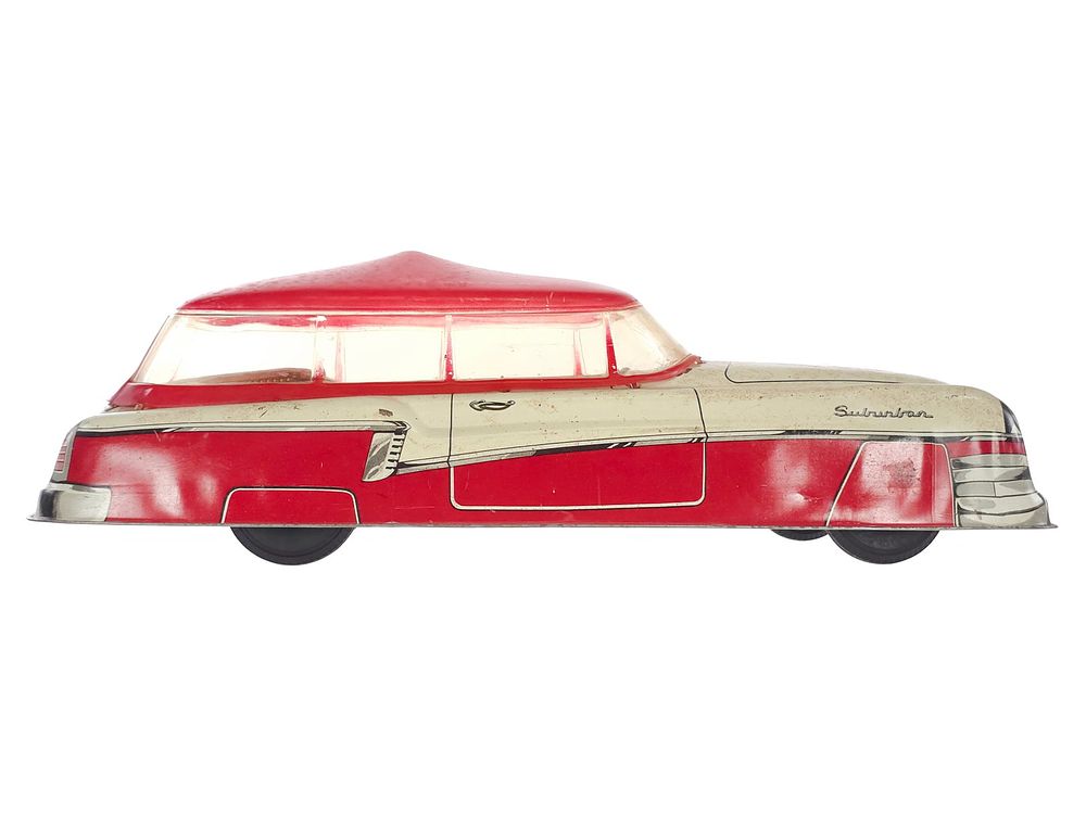 Lot 317: Marx 1950s Tin Litho Suburban Station Wagon