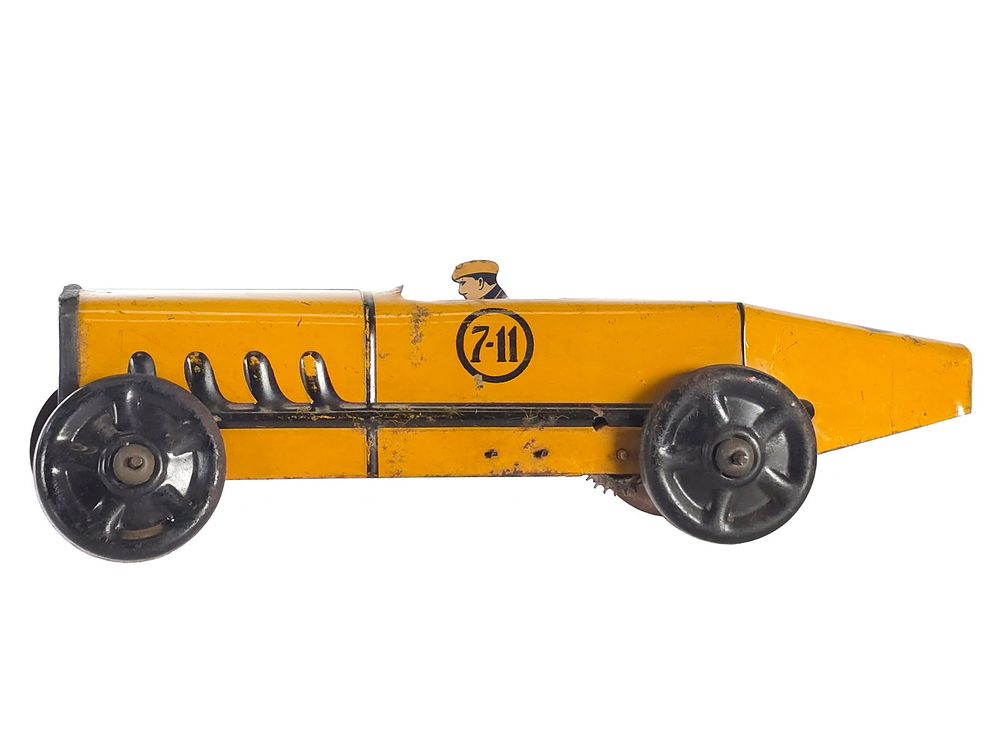 Lot 368: Marx Tin Litho 7-11 New Bearcat  Racer Yellow