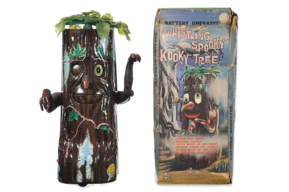 Lot 404: Incredible Marx Whistling Spooky Kooky Tree Batt. Op. Toy Boxed