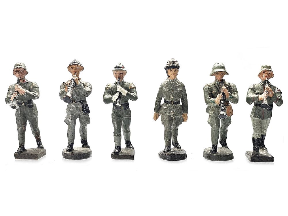 Lot 164: (6) Elastolin/Lineol Italian Military Band Soldiers