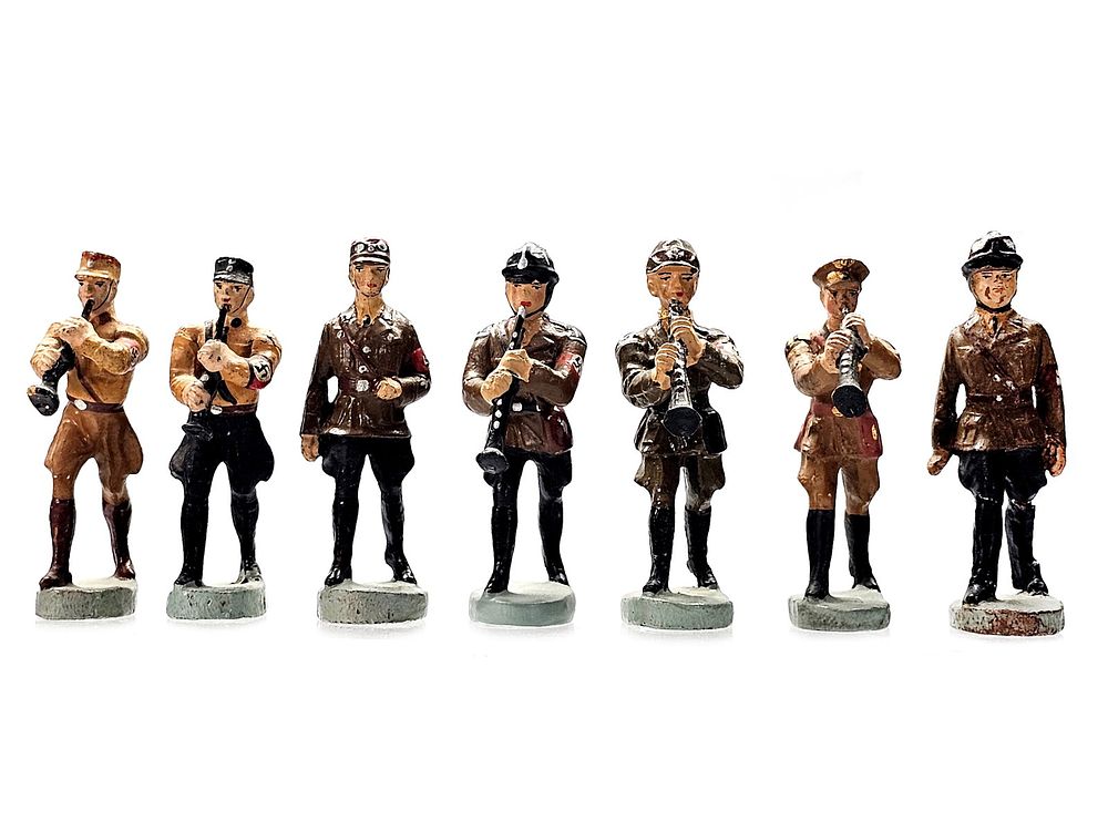 Lot 167: (7) Elastolin German NSDAP Band Figures