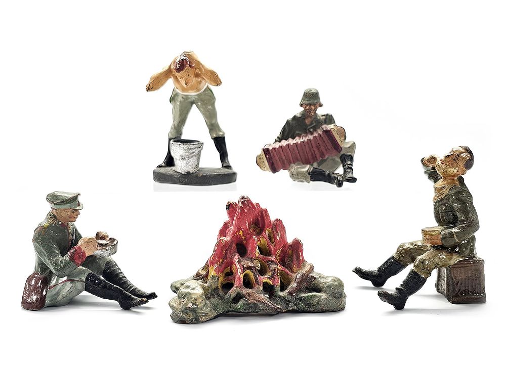 Lot 198: (5) Elastolin/Lineol German Military Campfire Rest Scene