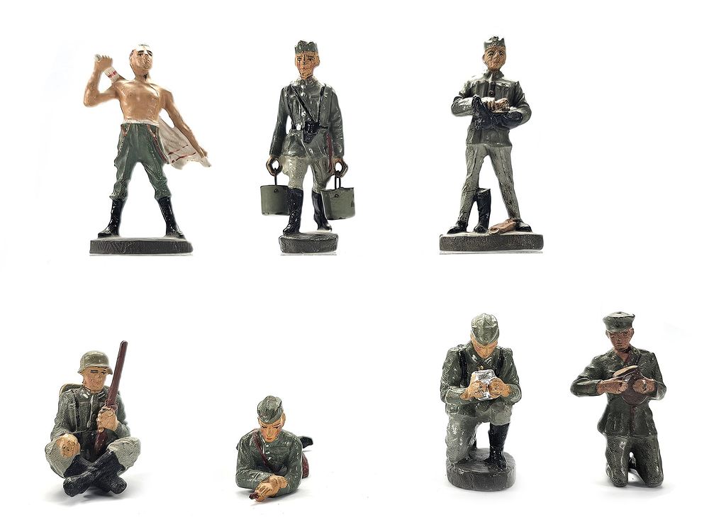 Lot 203: (7) Elastolin/Lineol German Wehrmacht Camp Life & Field Soldiers