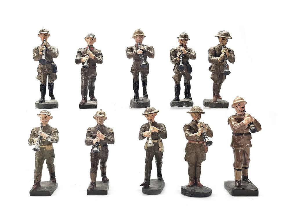 Lot 205: (10) Lineol/Elastolin British & French Infantry Musicians