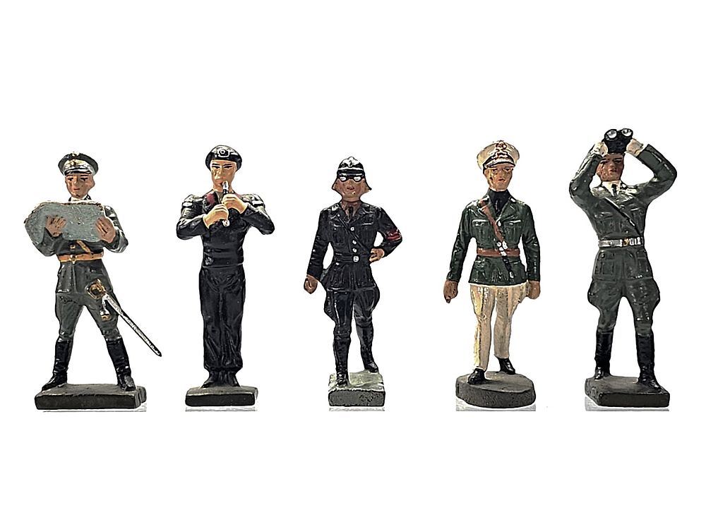 Lot 216: (5) Lineol/Elastolin German Wehrmacht & Panzer Officers