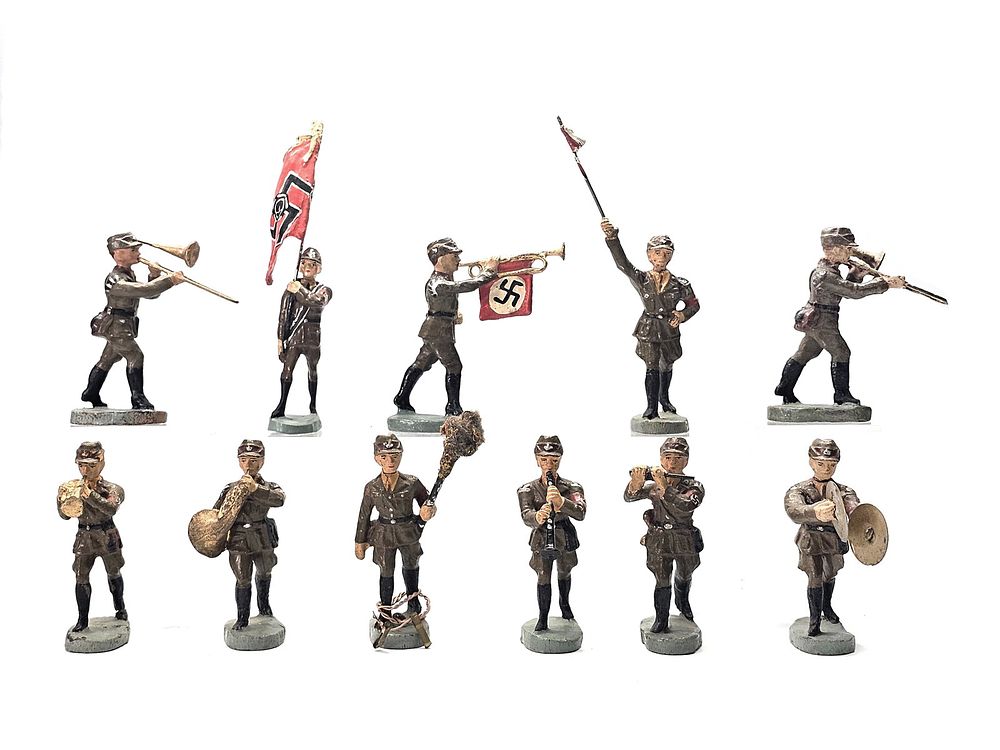 Lot 242: (11) Elastolin German SA Military Band & Flag Bearer