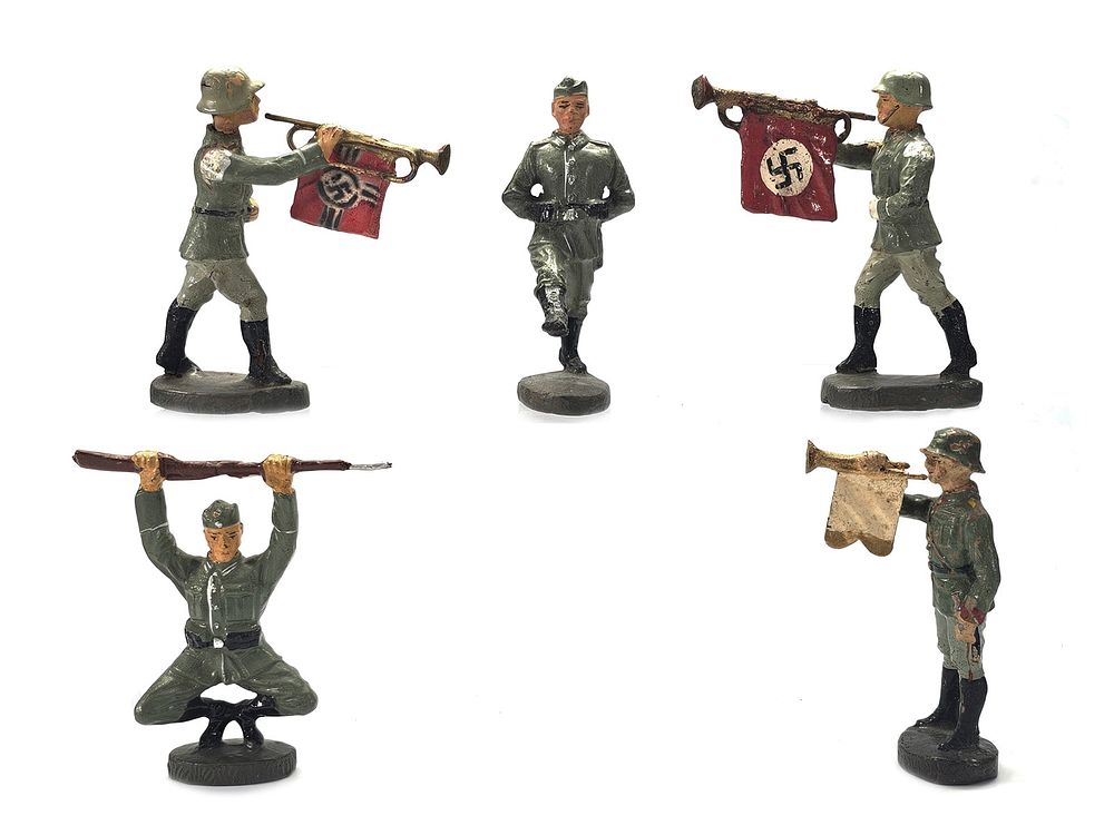 Lot 264: (5) Elastolin Wehrmacht Infantry Musicians & PT Figure