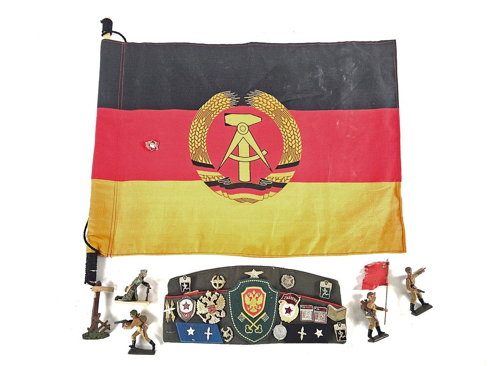 Lot 277: (7) Lineol/Elastolin/RK Soviet Red Army Troops, East German Flag & Militaria
