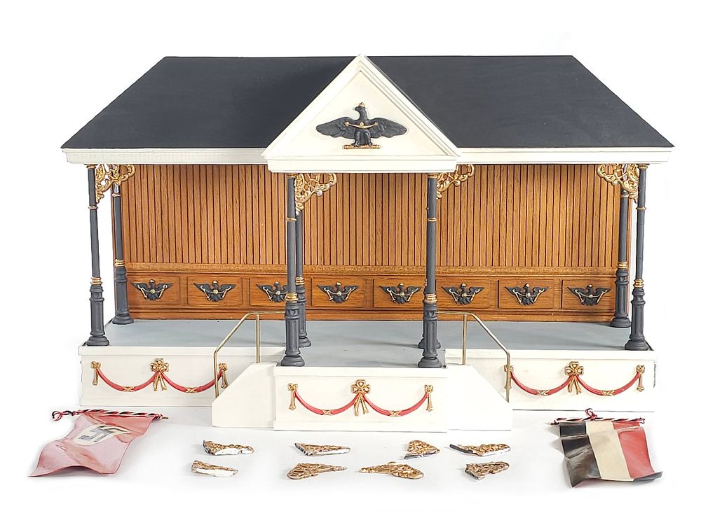 Lot 318: Elastolin/Lineol German Reviewing Stand Tribune & Metal Banners