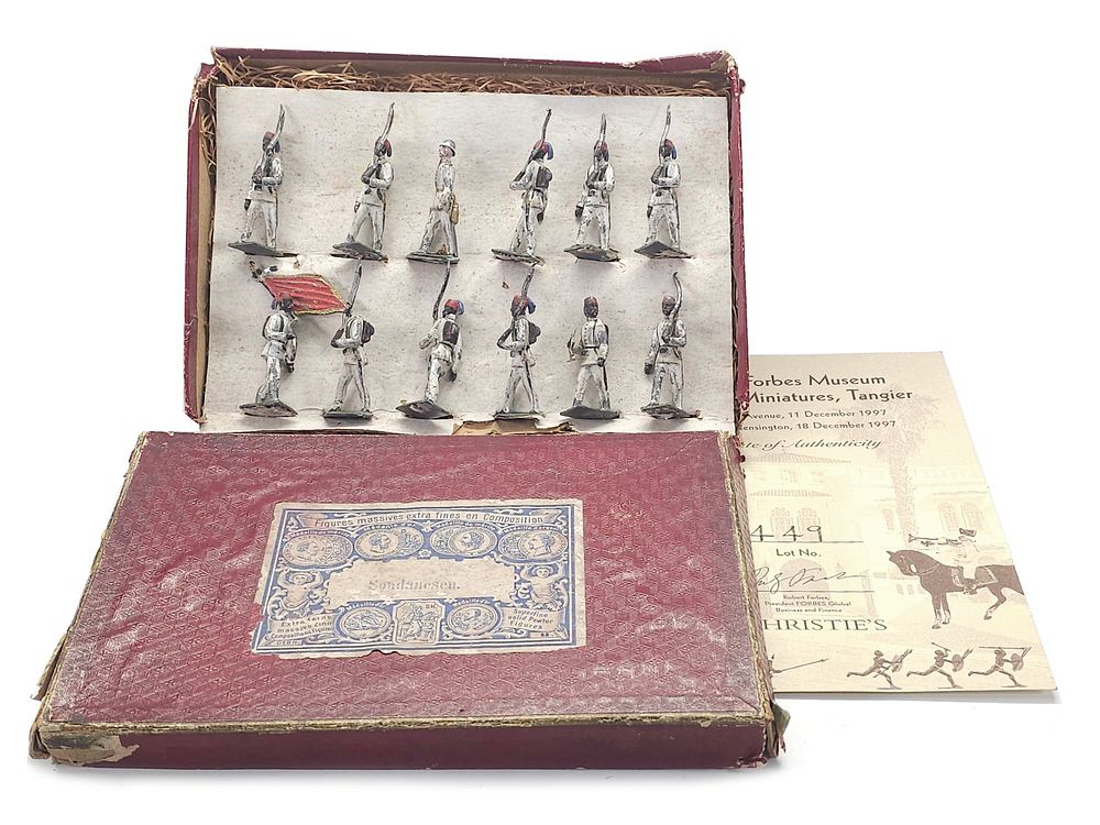 Lot 328: Malcolm Forbes Estate Museum Heyde Soudanesen Military Miniatures