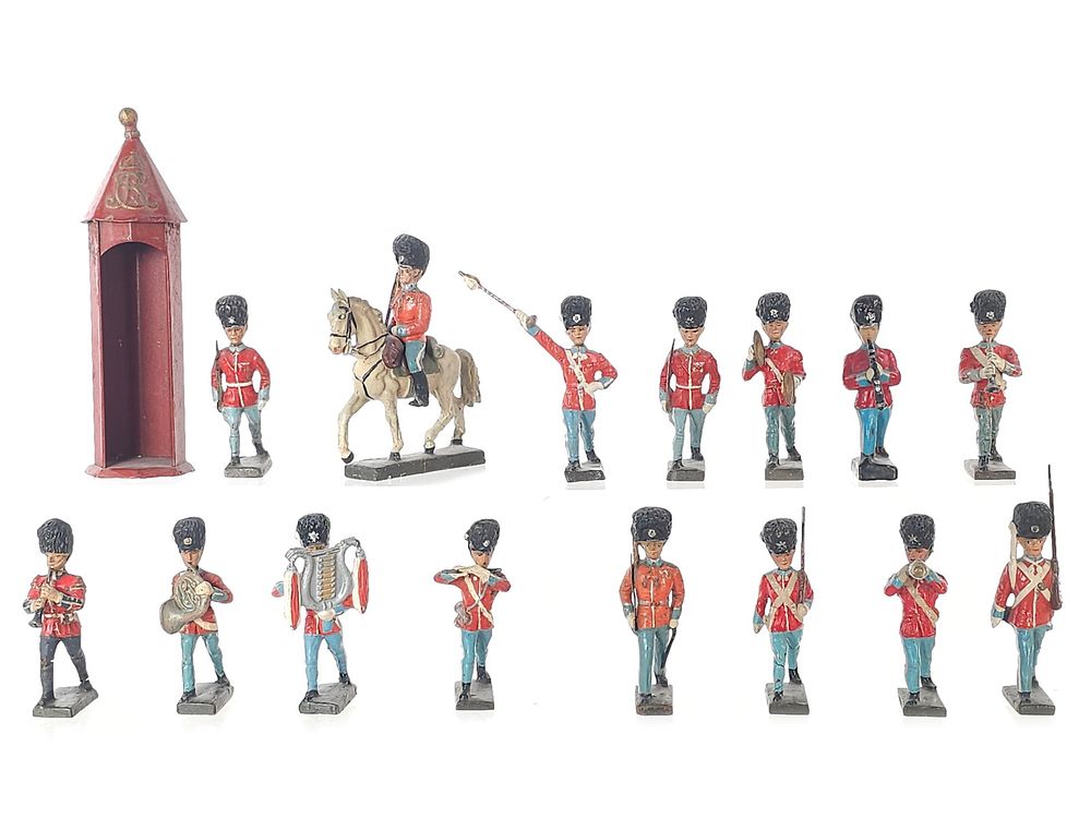 Lot 337: (16) Lineol British Army Coldstream Guards Military Band & Sentry