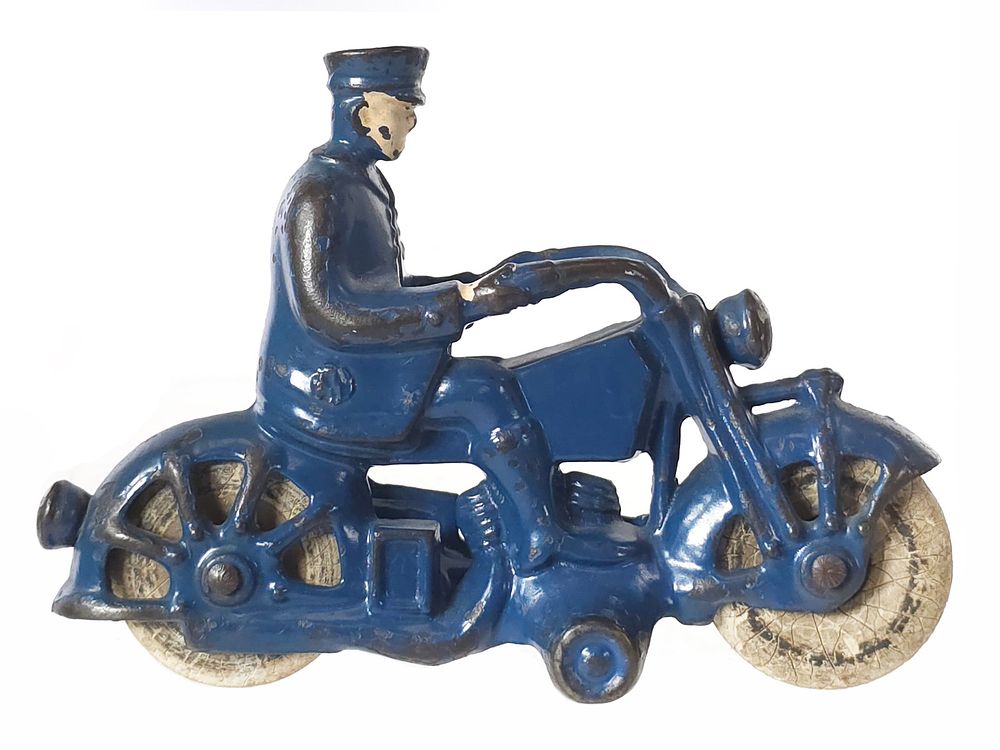 Lot 410: Large A.C. Williams Fat Cop Blue Cast Iron