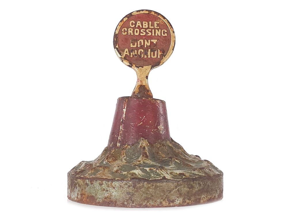 Lot 427: Hubley Elusive Cable Crossing Buoy Cast Iron