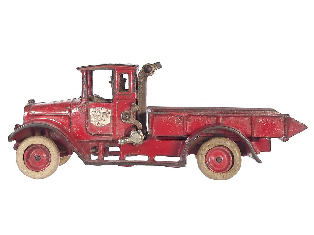 Lot 436: Arcade International Dump Truck Cast Iron